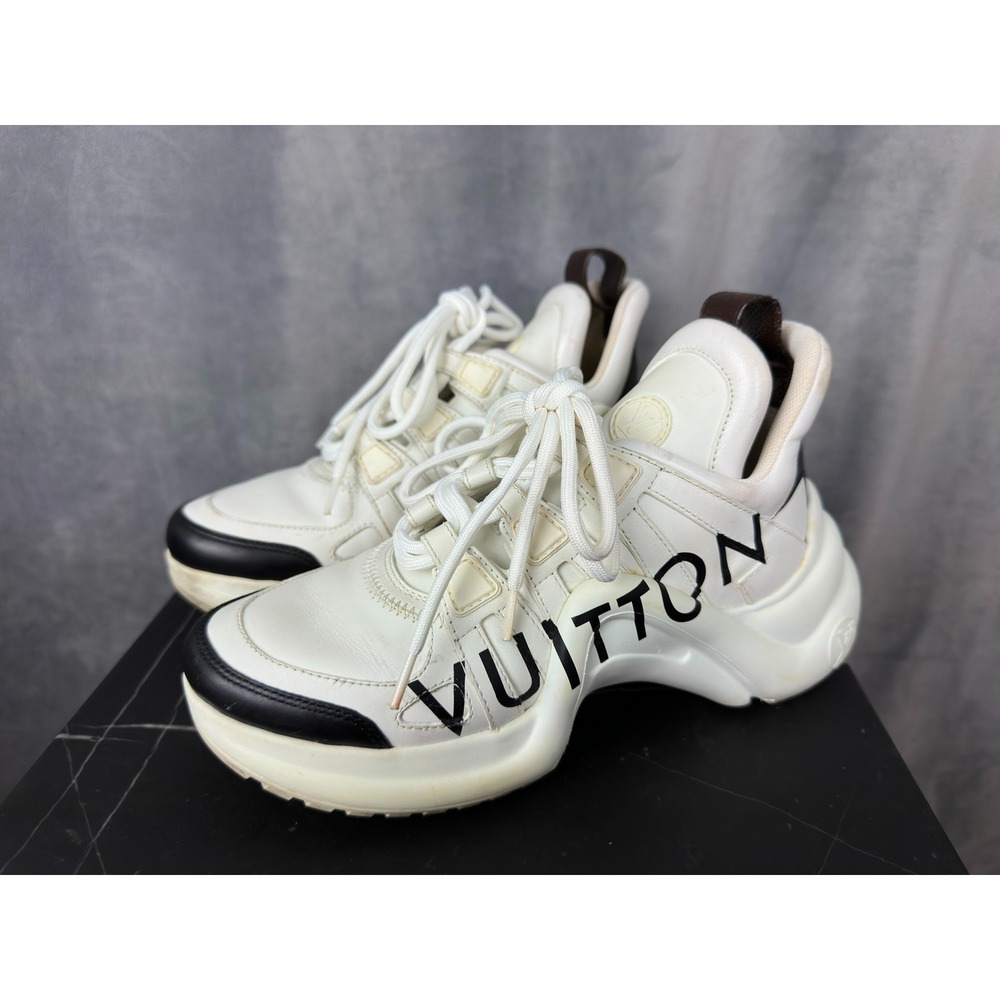 Louis Vuitton Archlight Sneaker White Black‎ 35 Luxury Chunky Graphic Trainer